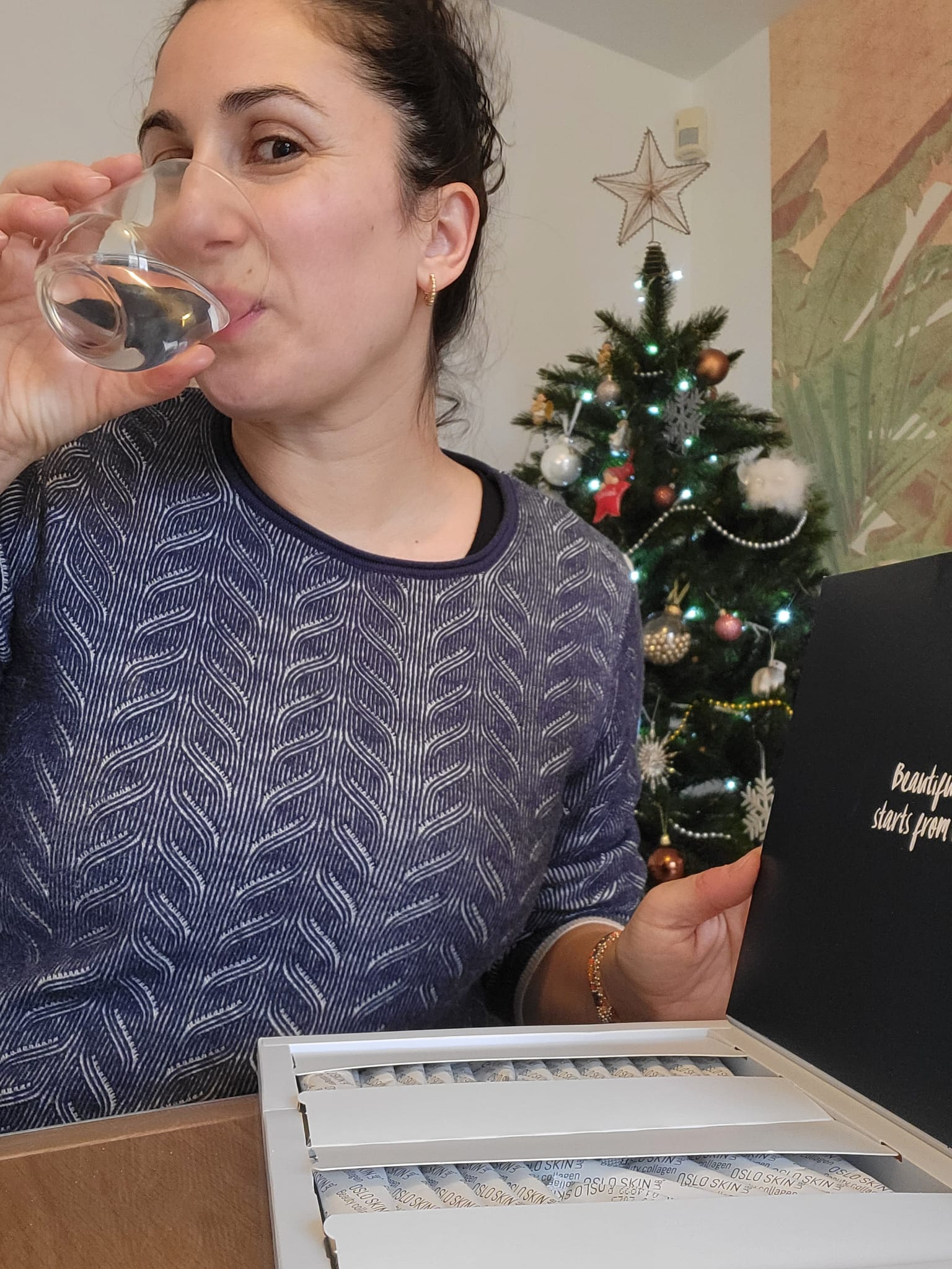 Clara FR witness Drink.jpg
